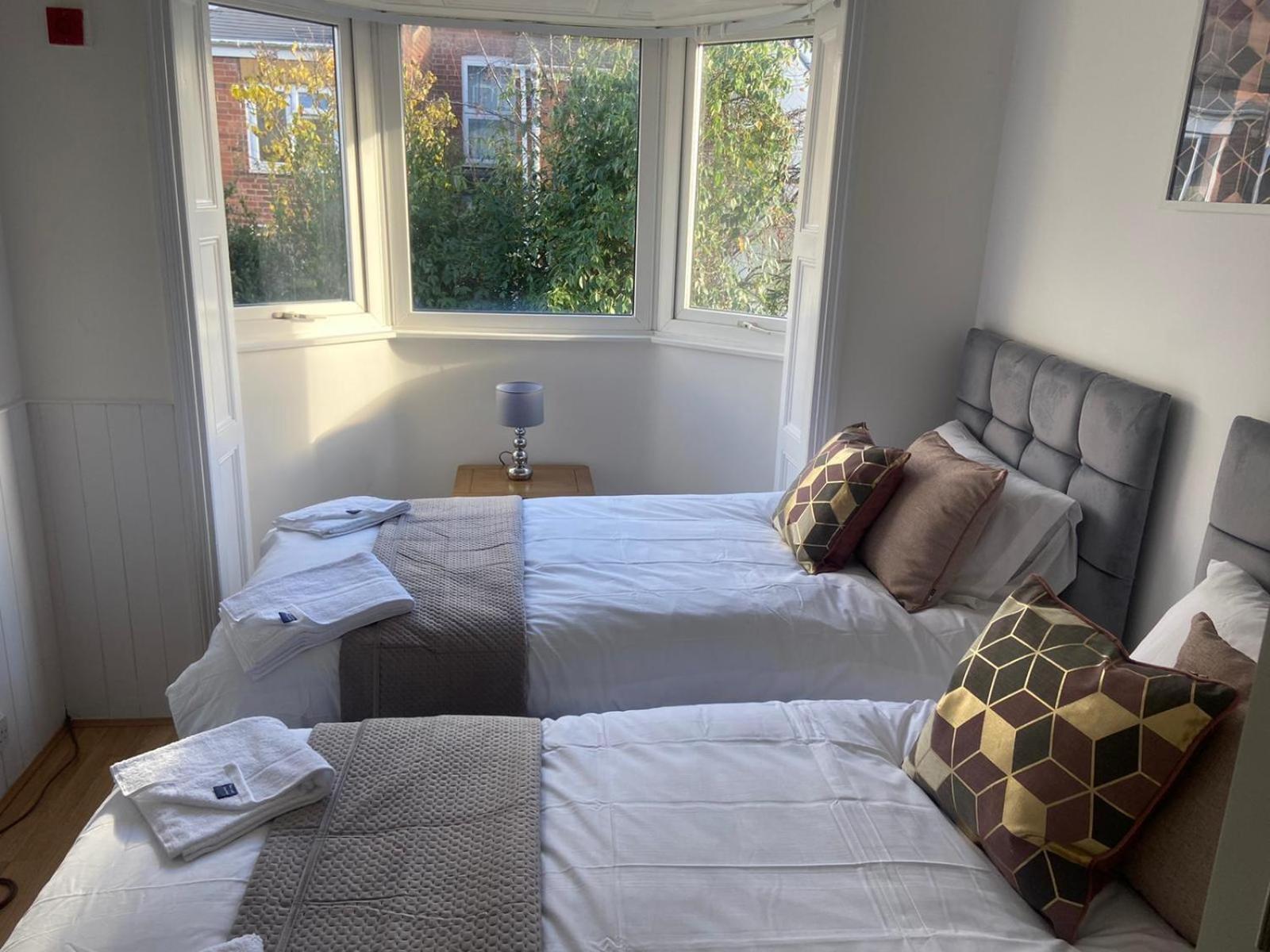 Raleigh Ff&Tf - 1 Bed Georgian Flat In The Centre Of Exeter, Free Parking With Wifi Apartment Phòng bức ảnh