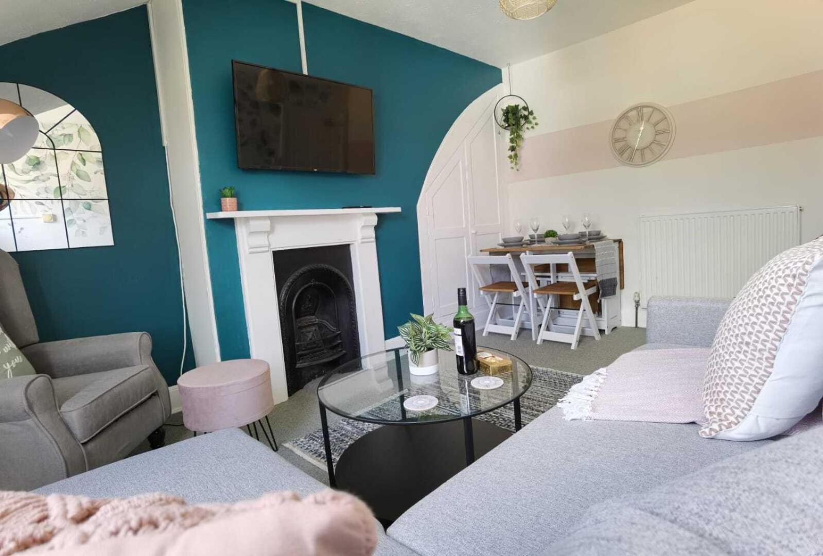 Raleigh Ff&Tf - 1 Bed Georgian Flat In The Centre Of Exeter, Free Parking With Wifi Apartment Phòng bức ảnh